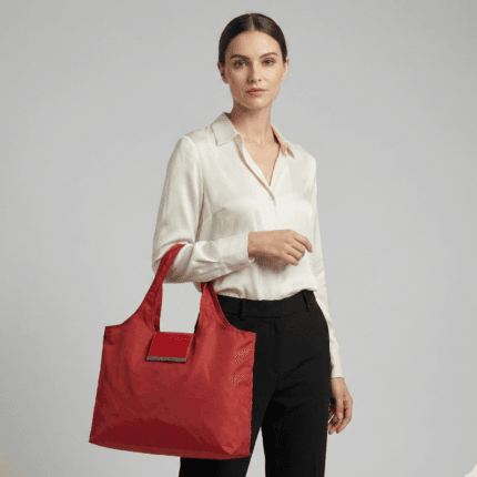 Kırmızı Katlanabilir Bez Çanta(Metal Toka) – Çantaya Takılabilir, Hafif ve Pratik Tasarım